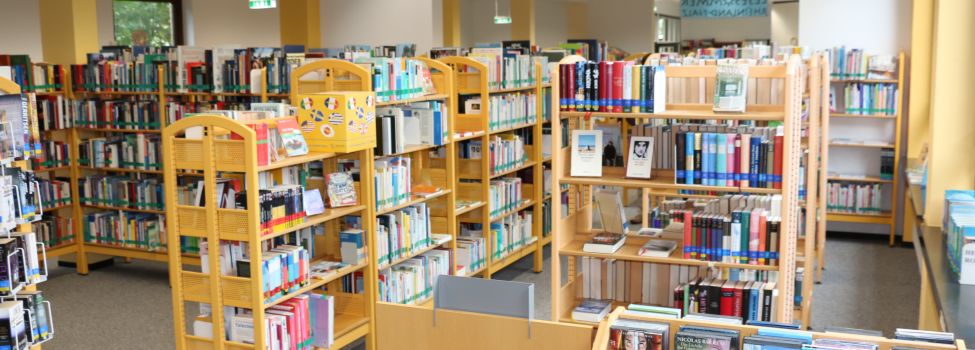 Innenansicht der Gemeindebücherei in Bellheim